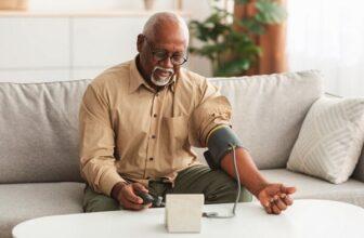 9 Best Blood Pressure Monitors for Seniors (Easy, Accurate, and Comfortable) in 2025